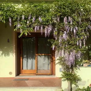 https://luciana-house.in-sardinia.net